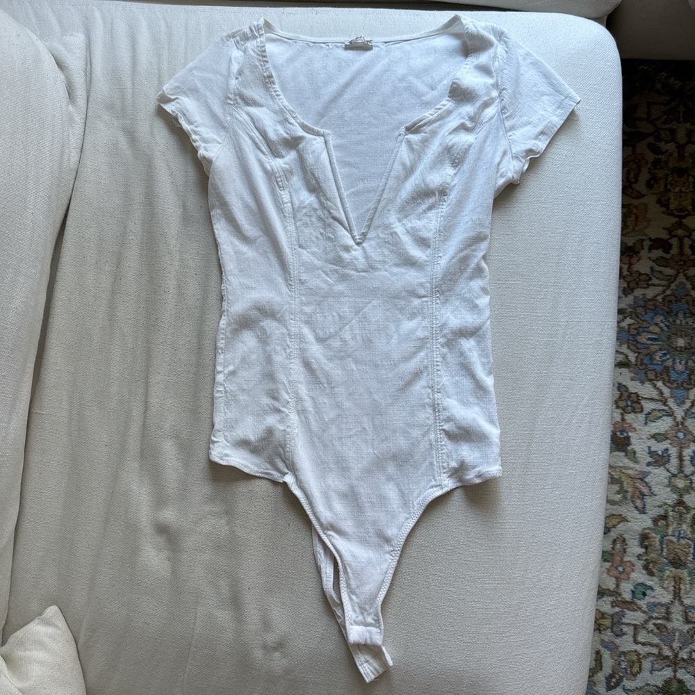 Free people white cap sleeve bodysuit